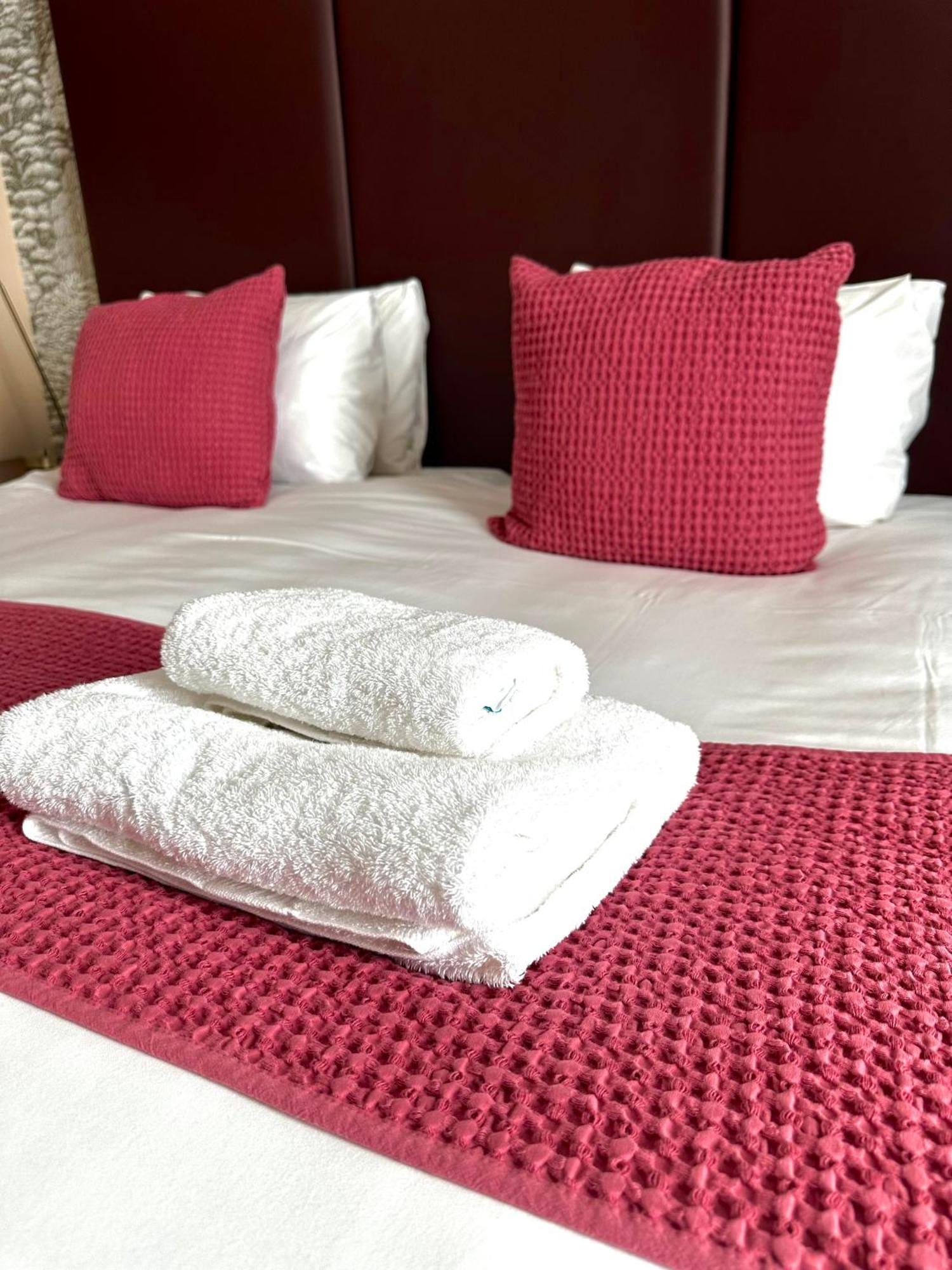 The Red Cow - Guest House Річмонд Екстер'єр фото