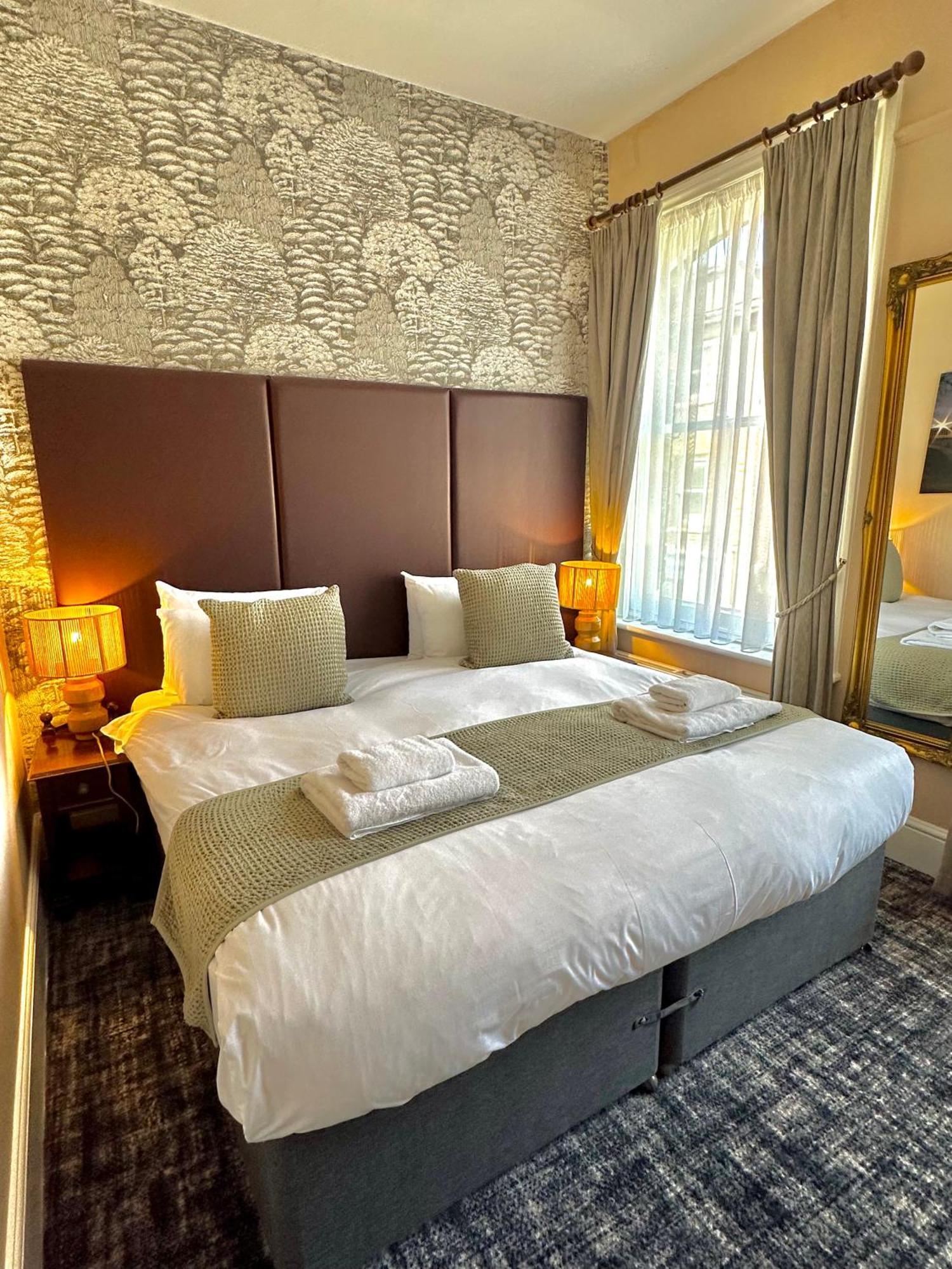 The Red Cow - Guest House Річмонд Екстер'єр фото